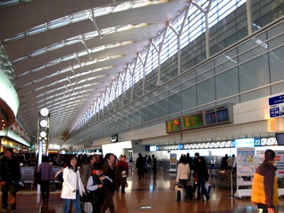 羽田空港ロビー